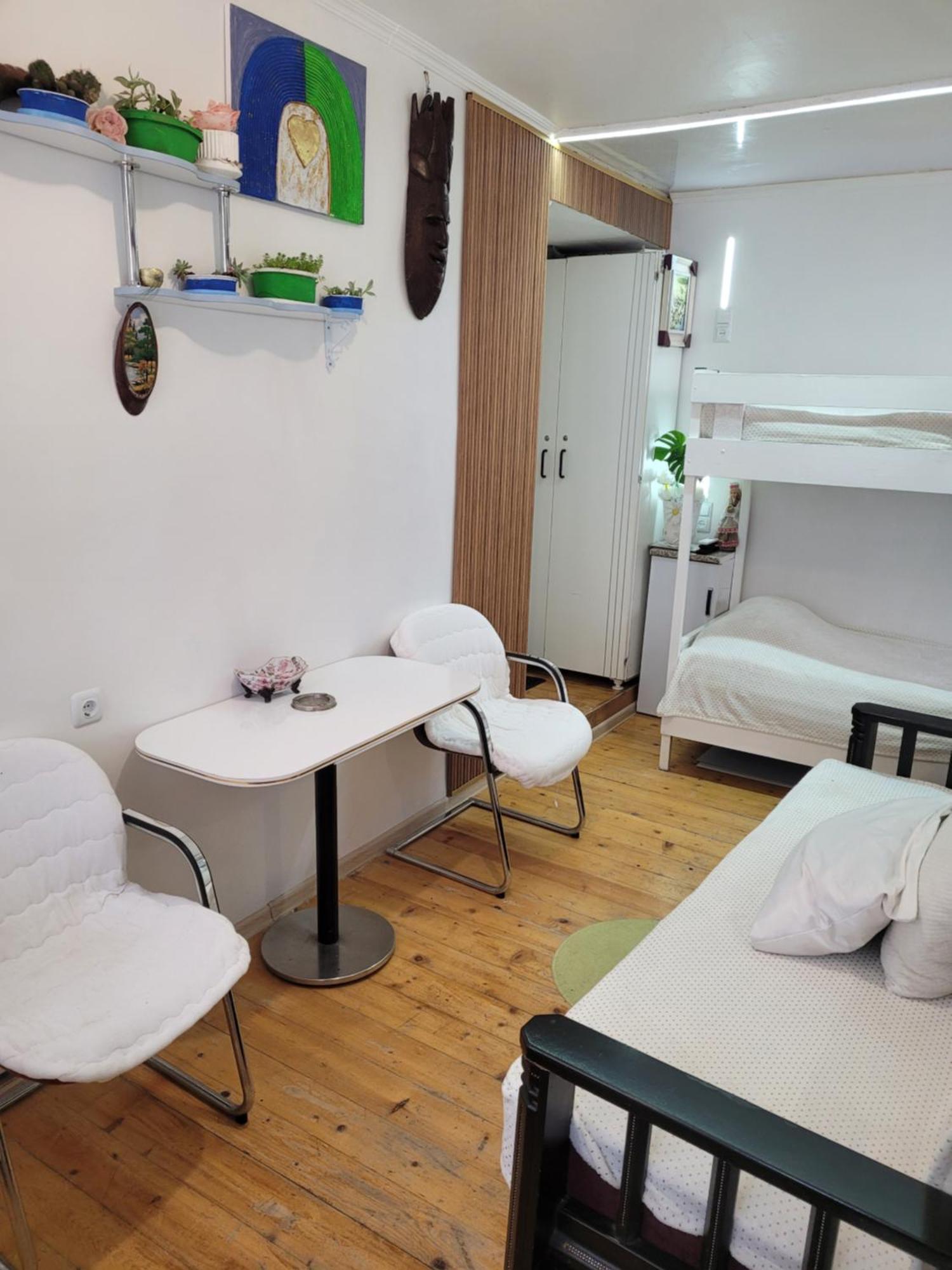 Apartment On Melashvili 24 Batumi Habitación foto
